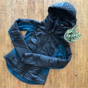 Lululemon Run Bundle Up Down Filled Quilted Jacket (Navy & Black Size 6)